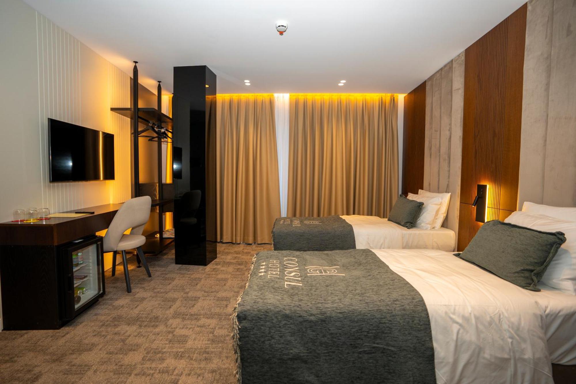 Hotel Consul Shkoder Exterior photo
